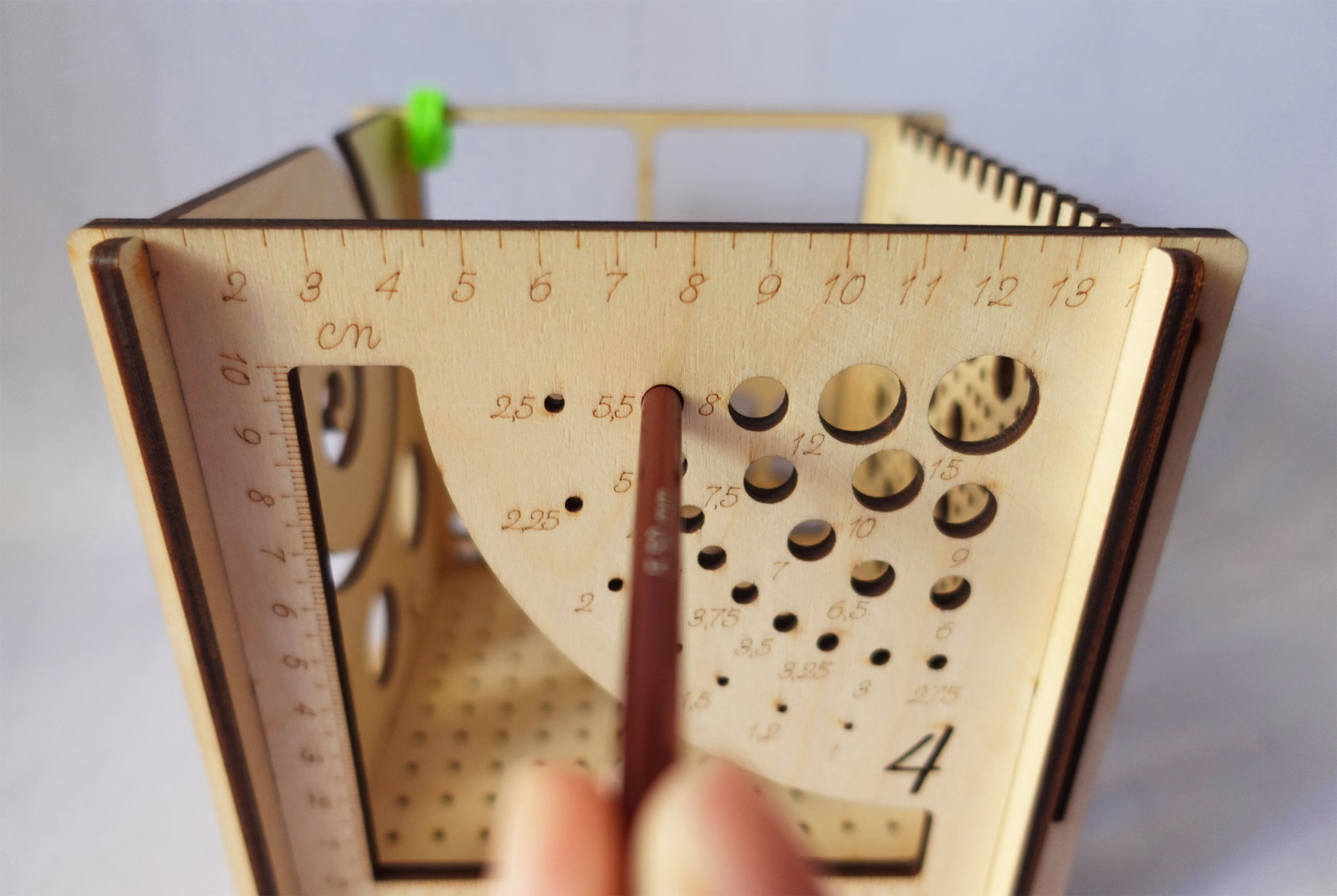 Craftcube : le bol à laine qui cache cinq outils dans un seul cube – Image 6