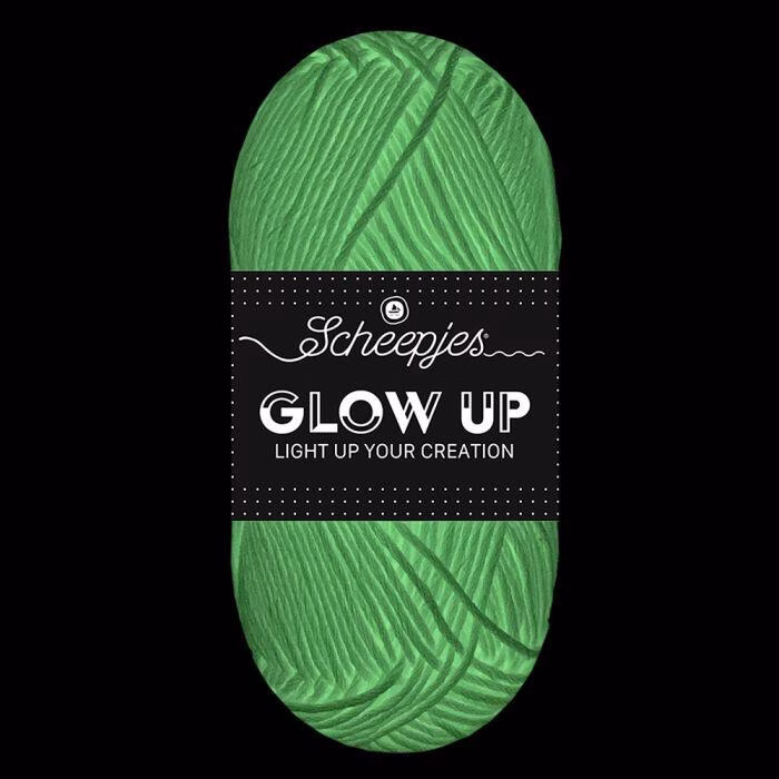Scheepjes Glow Up 50g : Fais briller tes créations, même dans le noir ! – Image 2