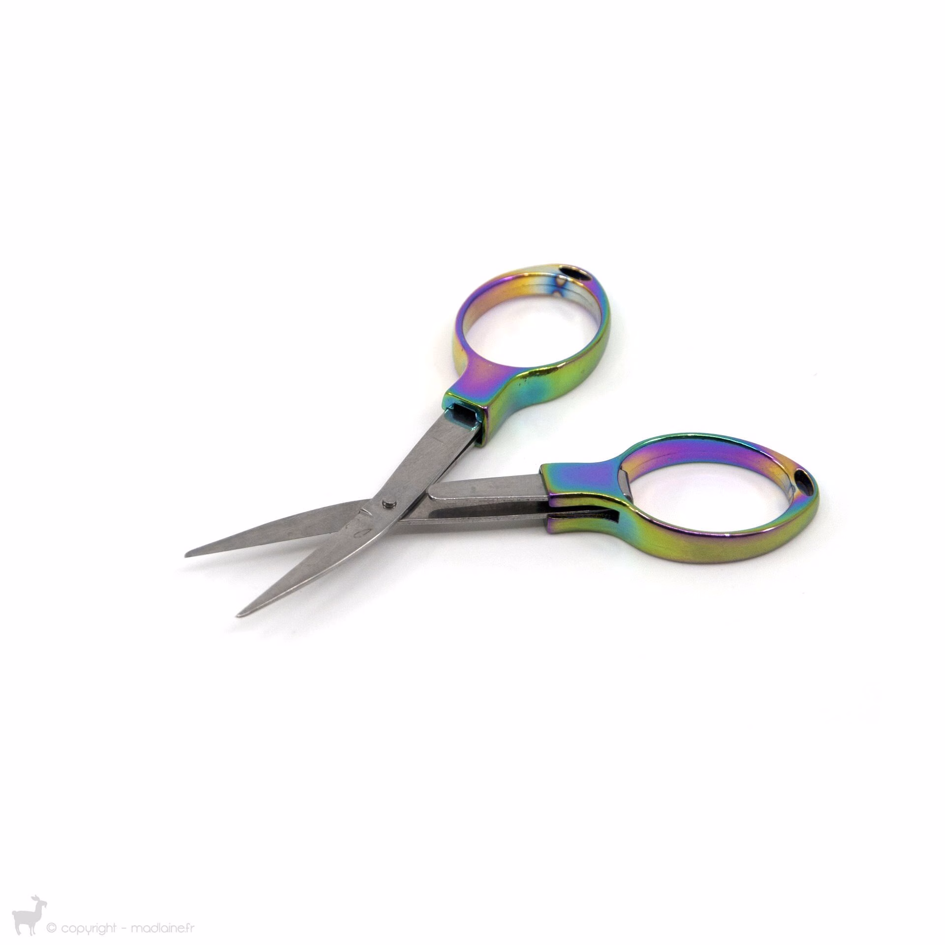 ciseaux pliables ouvert