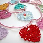Modèle au crochet gratuit : Boule de Noël à accrocher Étoile des Neiges