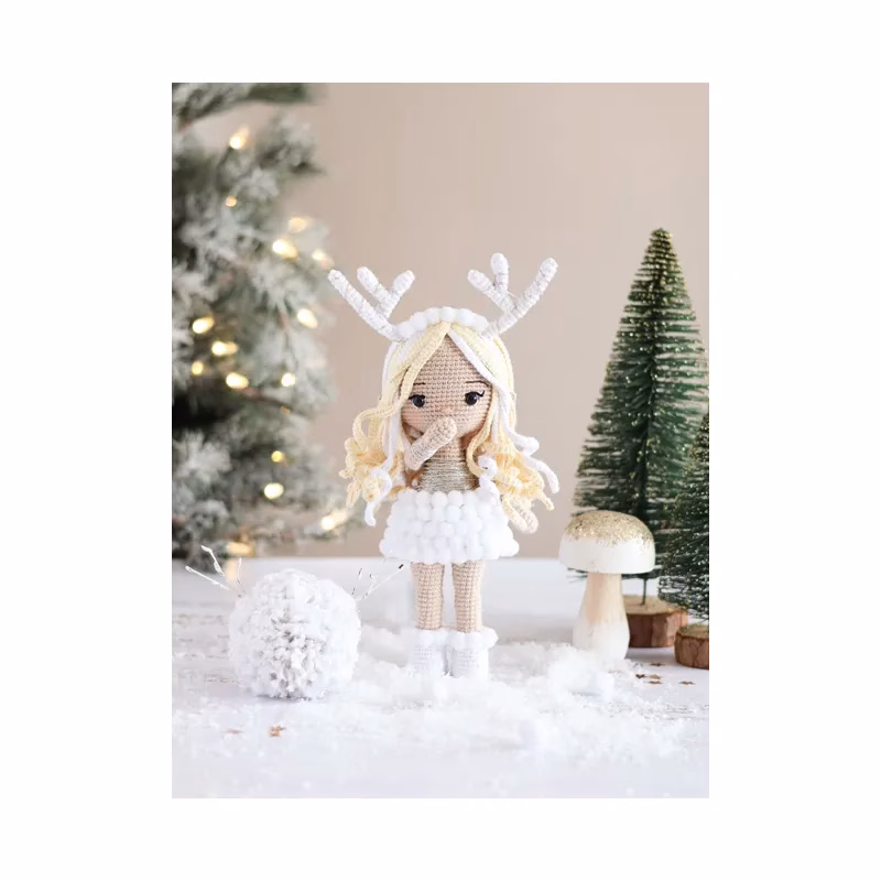 Poupées et Amigurumis de Noël nordique au crochet – Image 4