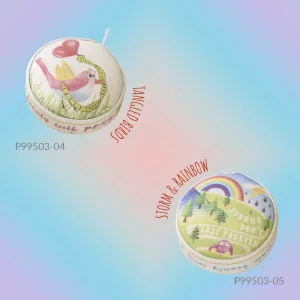 Découvre le Mètre Ruban Pony, disponible en deux designs : un oiseau mignon et un message d’espoir. Compact et durable pour toutes tes créations créatives !