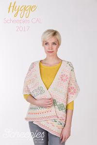 Envie de crocheter un châle qui original ? Découvre 15 modèles de châles originaux au crochet ! Des idées pour booster ta créativité !