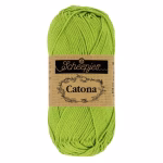 La palette verts clairs du Scheepjes Catona regroupe 14 coloris harmonieux dans un coton mercerisé doux, brillant et certifié EN71-3. Disponible en trois grammages — 50g, 25g et 10g — pour t'adapter à tous tes projets, du grand ouvrage aux petites touches multicolores.