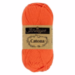 La palette oranges - corail du Scheepjes Catona regroupe 13 coloris harmonieux dans un coton mercerisé doux, brillant et certifié EN71-3. Disponible en trois grammages — 50g, 25g et 10g — pour t'adapter à tous tes projets, du grand ouvrage aux petites touches multicolores.