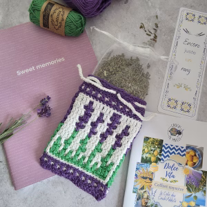 Patron au crochet mosaïque Pochon à lavande - Parfum de Provence