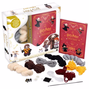 Craque pour le Coffret Crochet Harry Potter : 14 amigurumis magiques (Hermione, Hedwige, Dobby) + tout le matériel pour Harry et Dobby. Kit sous licence officielle !